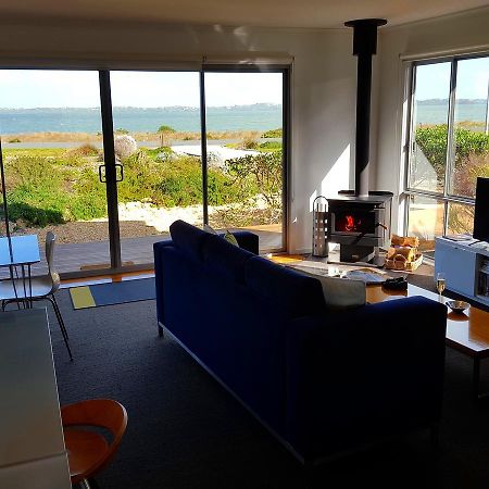 Villa Coorong Waterfront Retreat Meningie Exterior foto