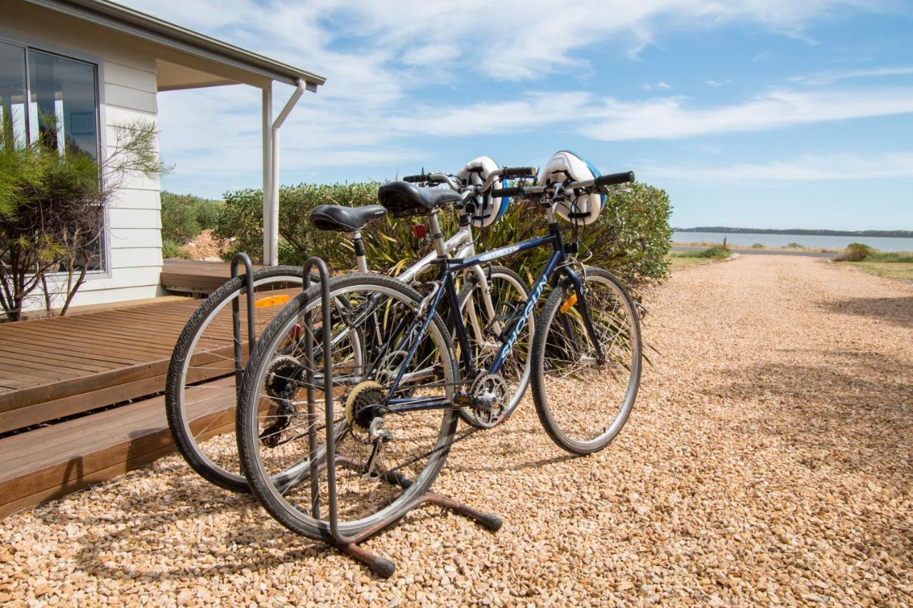 Villa Coorong Waterfront Retreat Meningie Exterior foto