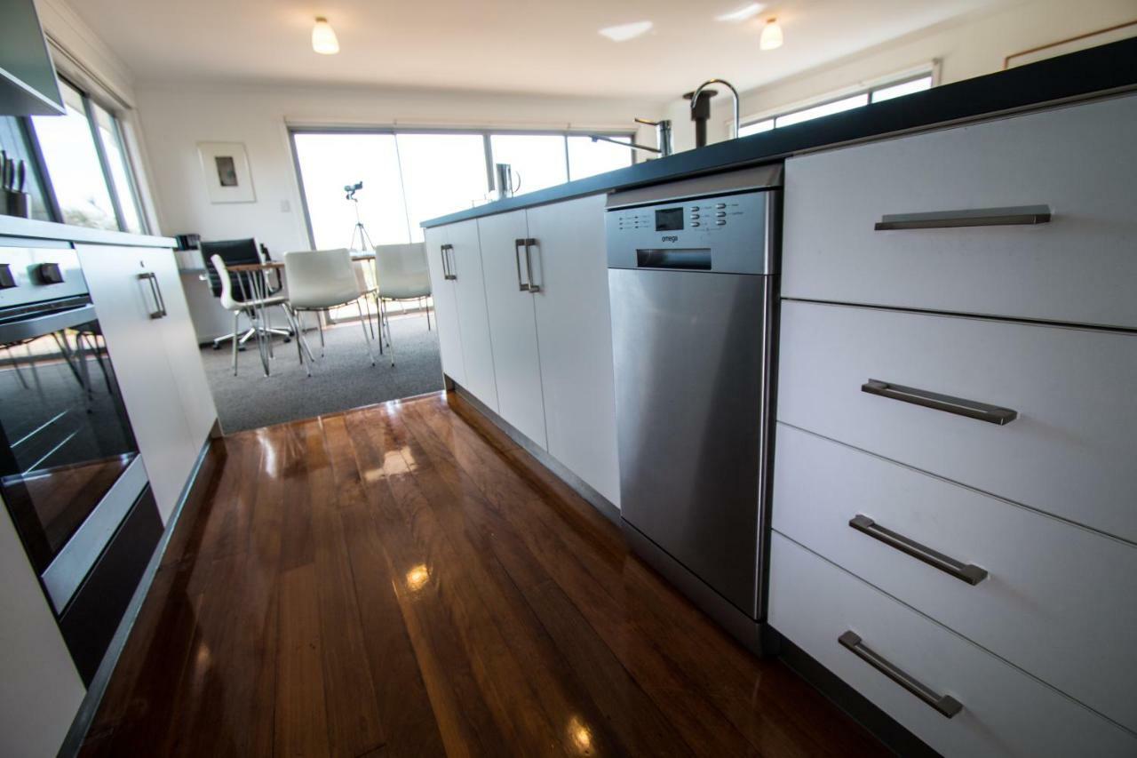 Villa Coorong Waterfront Retreat Meningie Exterior foto